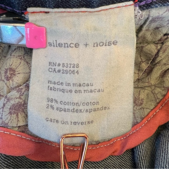 Silence + Noise Straight Leg Lightly Distressed Denim Jeans Size 28 - Picture 10 of 13